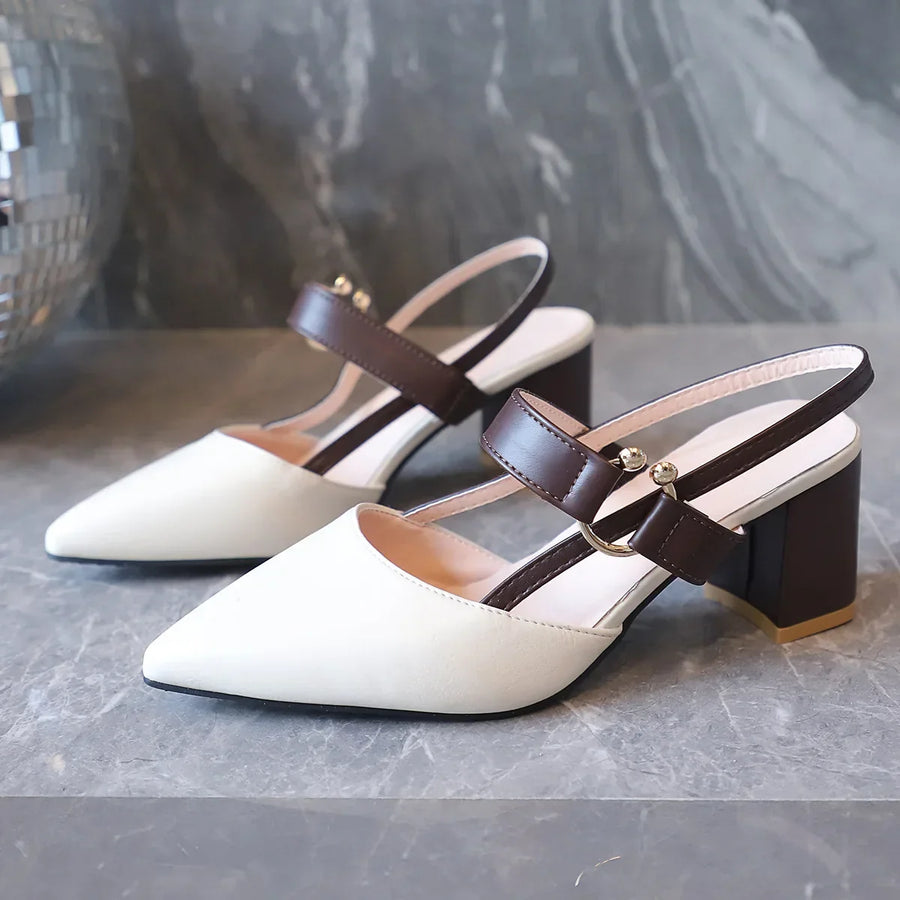 Pumps für Damen mit Slingback-Verschluss, Blockabsatz und spitzer Zehenpartie