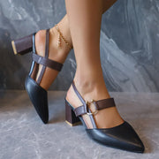 Pumps für Damen mit Slingback-Verschluss, Blockabsatz und spitzer Zehenpartie