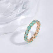 Luxuriöser Goldring mit farbigen Zirkoniasteinen