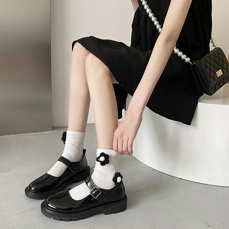Klassische Dirndl Schuhe für Damen | Schwarz