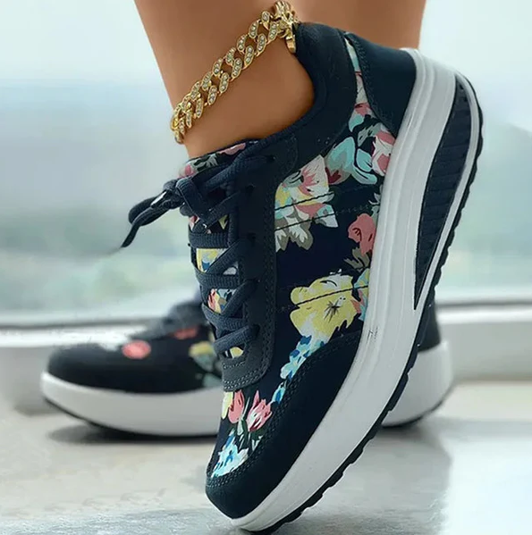 Lovisa – canvas-schuhe mit blumenmuster