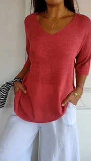 Hannah™ | Einfarbige Strickdamenbluse mit 3/4-Ärmeln und V-Ausschnitt.