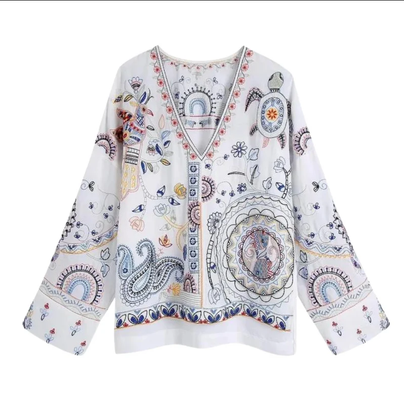 Bianca – shirt mit langen armeln, v-ausschnitt und stickerei