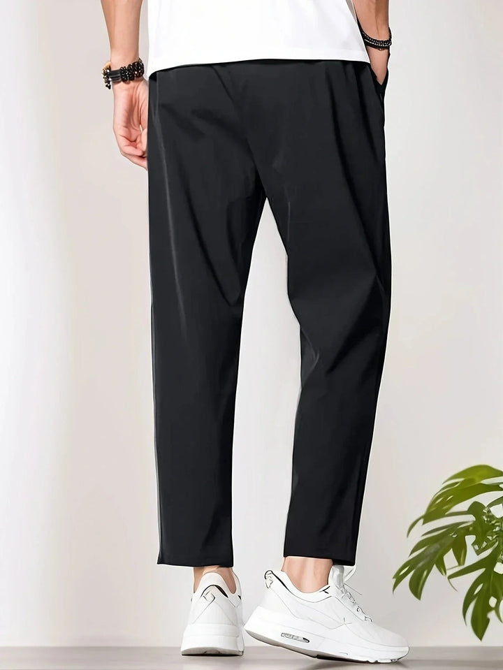 ADELINO - SCHLICHE HOSE MIT GERADER PASSFORM