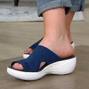 Orthopädische Damensandalen mit verstellbarer Schnalle