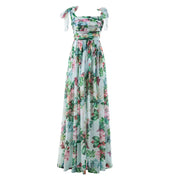 Schönes Maxikleid mit Blumenmuster und Rüschensämlen