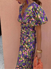 Noor™ - Halblange Kleid mit Puffärmeln