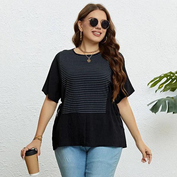 Melba – gestreiftes sommer-t-shirt mit kreativer geknoteter grafik