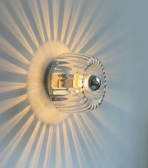Design Glas Wandleuchte – Moderne Wandlampe mit Strahlen-Effekt