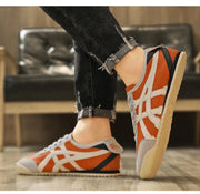 Sneaker Herren | Retro Runner mit Kontraststreifen & Wildleder-Akzenten