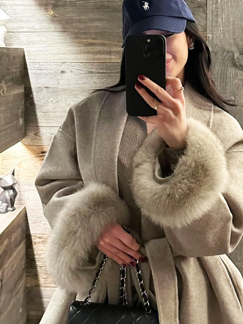Damen Mantel mit Kunstfellbesatz – Eleganter Winter Kurzmantel