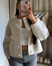 Nessa Grob gestrickte Strickjacke