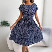 Sommerkleid Damen | Plissiertes Midi mit Bindegürtel & Blumenmuster
