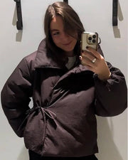 Suzy Stehkragen Bindegürtel Steppjacke