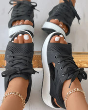 Orthopädische Muffin-Sandalen mit Ausschnitt und Schnürung