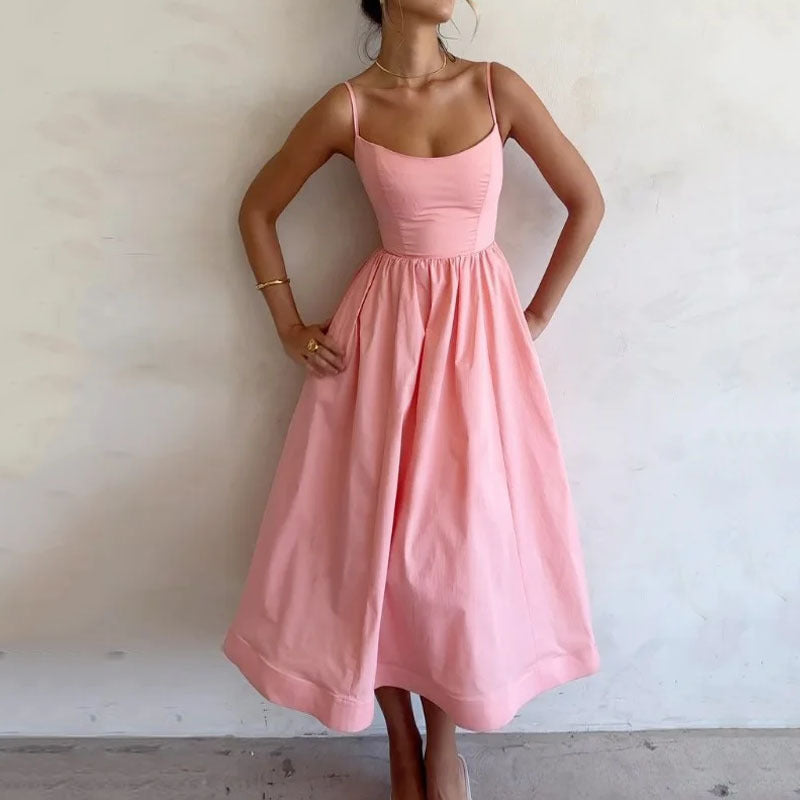 Tanja- Midikleid mit schmalen Trägern und coolem Style