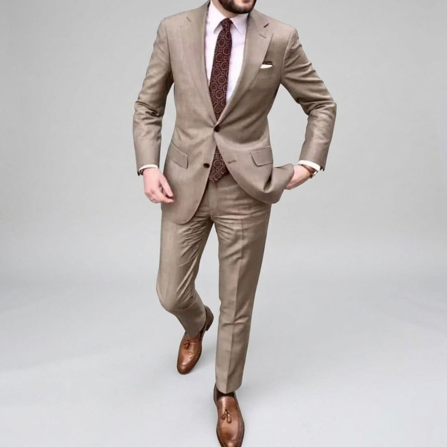 Zweiteiliger Herrenanzug – Blazer und Hose, klassisch-formeller, maßgeschneiderter Stil