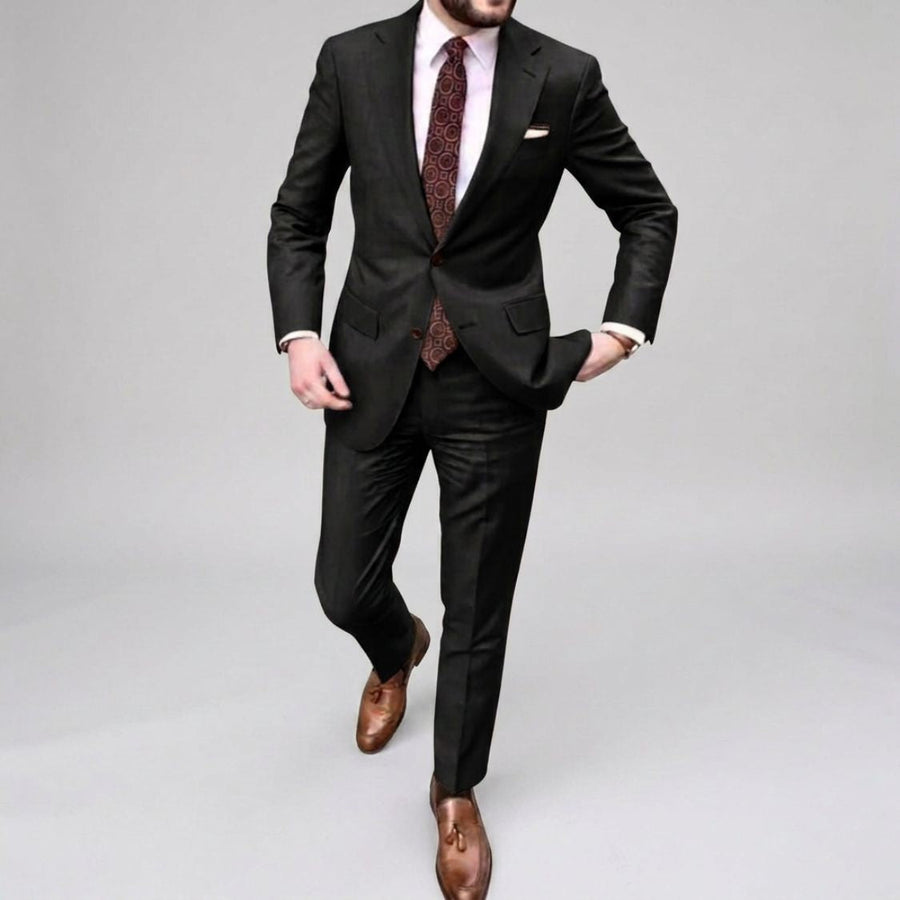 Zweiteiliger Herrenanzug – Blazer und Hose, klassisch-formeller, maßgeschneiderter Stil