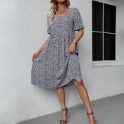 Nina | Elegantes Kleid mit Punkten
