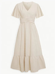 Midi-Sommerkleid mit V-Ausschnitt und Taillenbetonung – Locker & Feminin