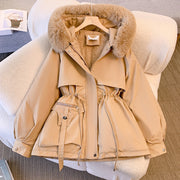 Eleganter Damen Wintermantel mit abnehmbarem Kunstfell und verstellbarem Kordelzug