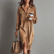 Damen-Midi-Kleid aus Cord mit Knopfleiste und Brusttaschen