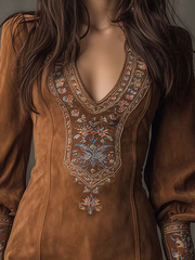Damen-Minikleid aus Wildleder mit V-Ausschnitt und Stickerei