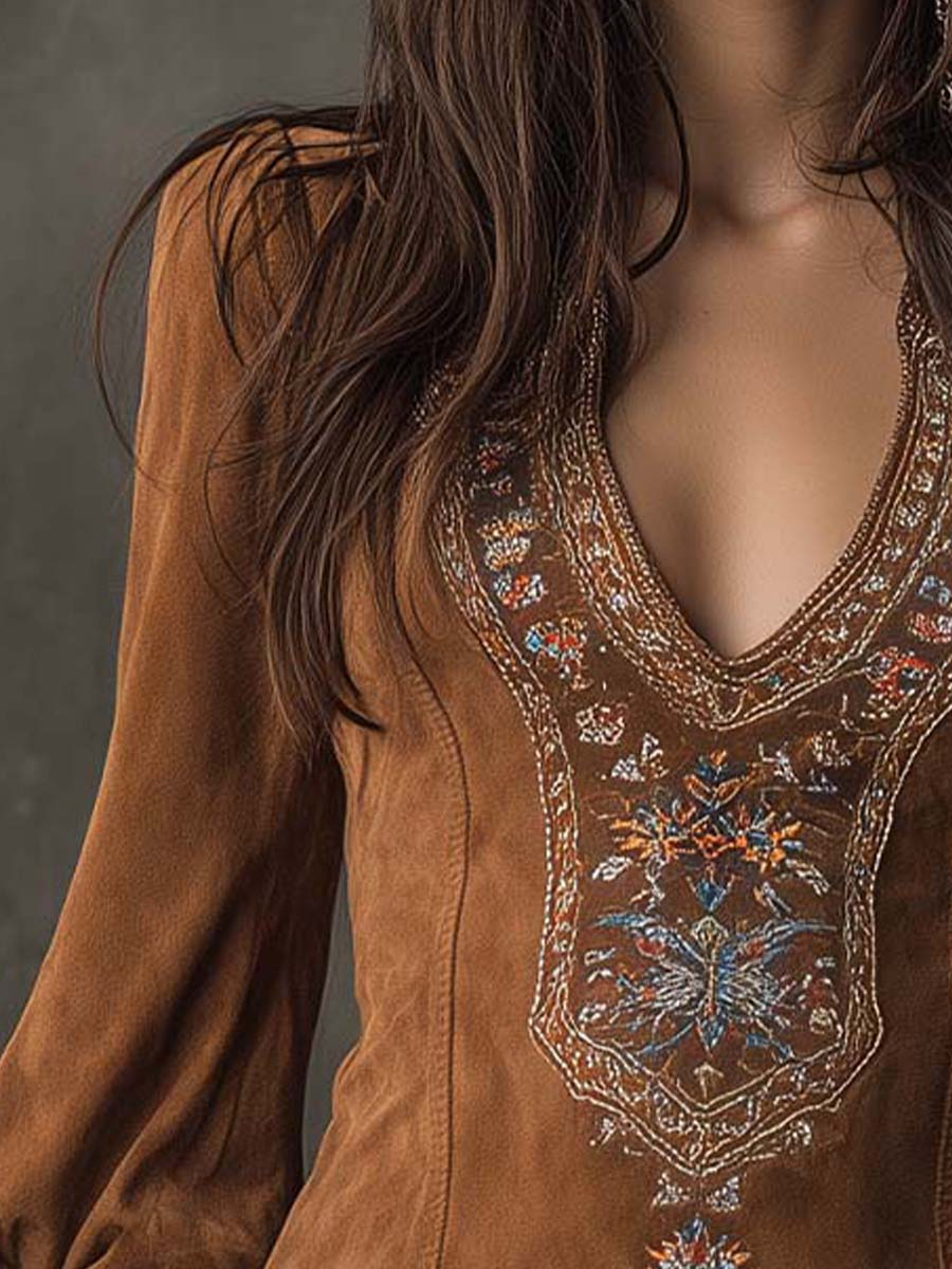 Damen-Minikleid aus Wildleder mit V-Ausschnitt und Stickerei