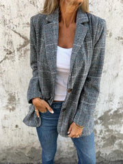 Elaina – Stilvoll Karierter Winterblazer