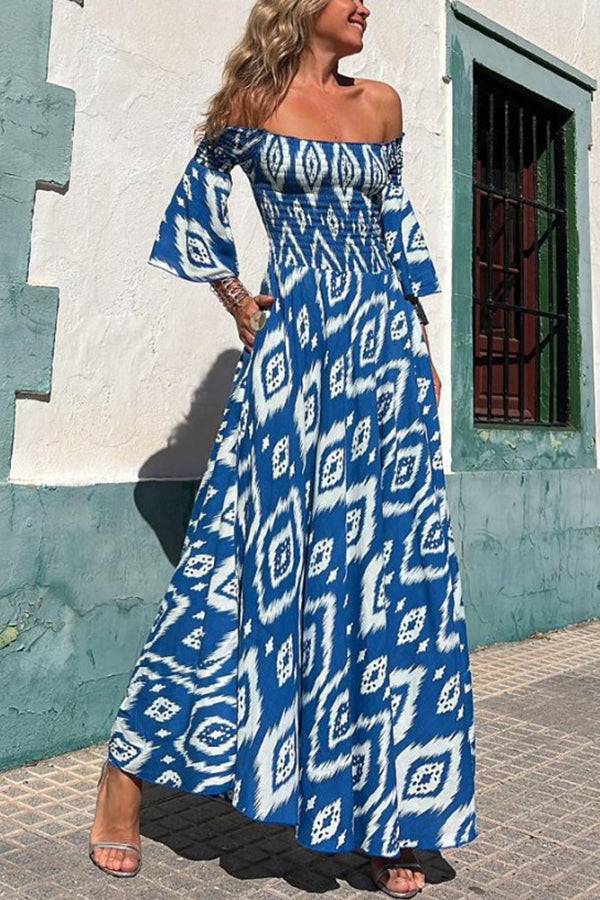 Langes Kleid mit Ethnischer Druck und Off-Shoulder – Bereit für den Urlaub