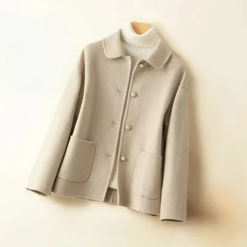 Nezaket – Eleganter Kaschmirmantel Mit Langen Ärmeln