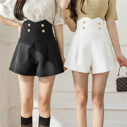 Alina – Elegante High Waist Shorts mit Zierknöpfen und A-Linien-Schnitt