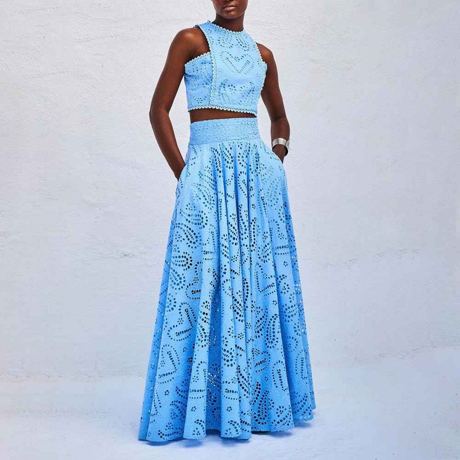 Amara – Zweiteiliges Sommer-Set mit Cut-out-Stickerei und Maxi-Rock