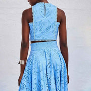 Amara – Zweiteiliges Sommer-Set mit Cut-out-Stickerei und Maxi-Rock