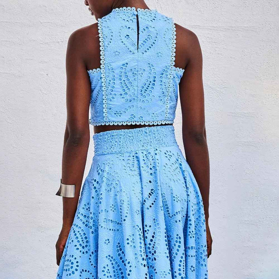 Amara – Zweiteiliges Sommer-Set mit Cut-out-Stickerei und Maxi-Rock