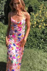 amelie – florales paillettenkleid mit rückenausschnitt & chain-straps