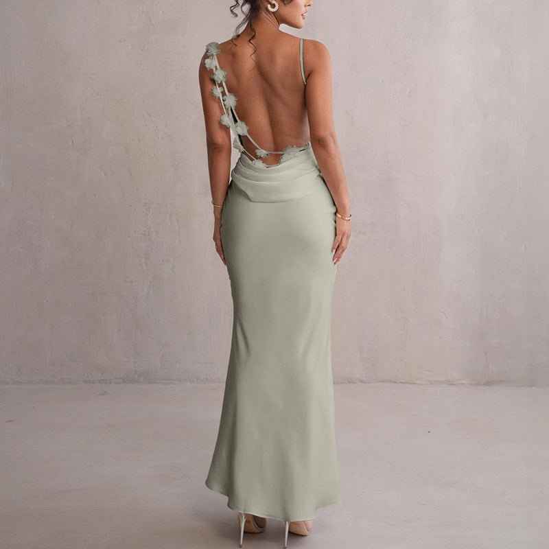 Amélie – Rückenfreies Maxikleid mit floraler Verzierung