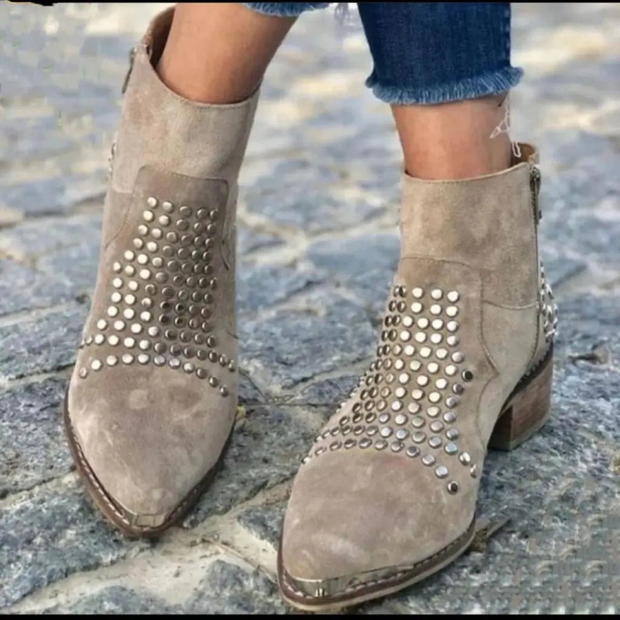 Mia | Ankle Boots Nieten Spitze Zehe Blockabsatz Reißverschluss