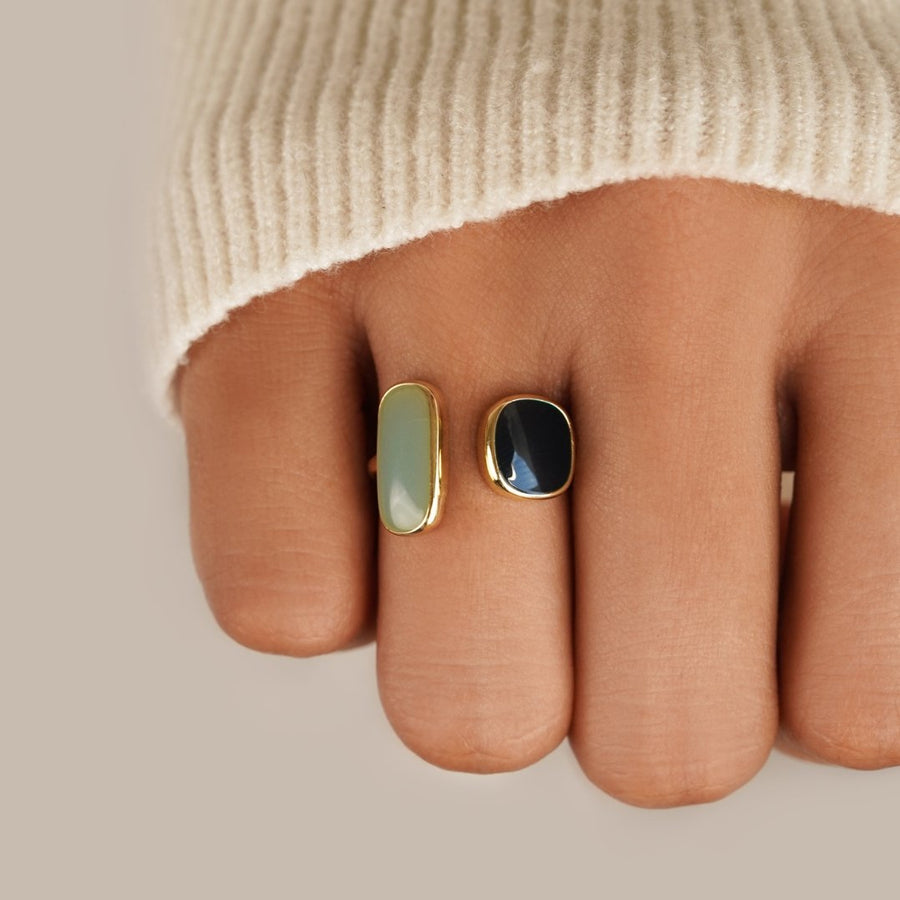 Umhüllender Ring mit Aquamarin