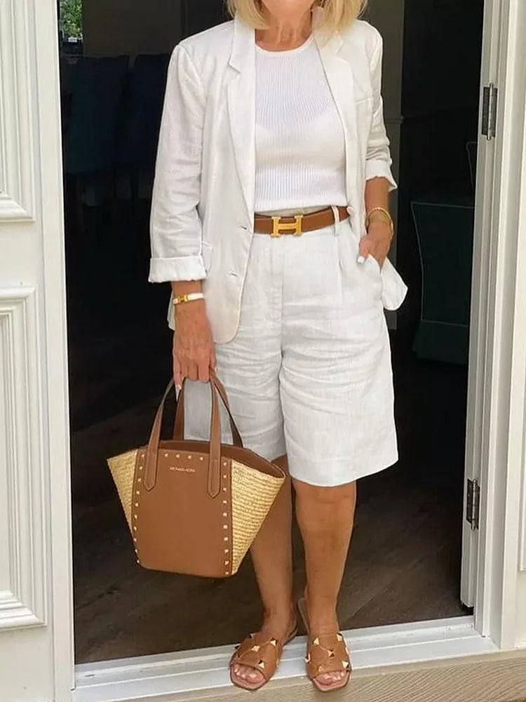 Leontina - Lässiger Blazer Und Kurze Im Satz