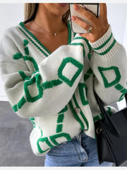 Strickjacke mit V-Ausschnitt und hohem Kontrast