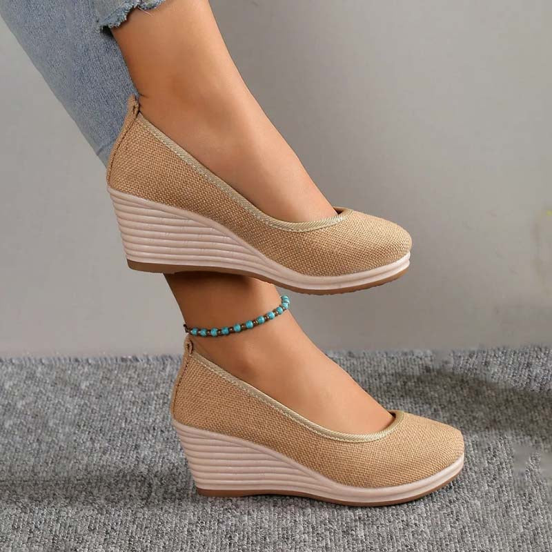 Lässige Keilschuhe