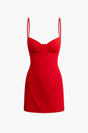 Scarlett | Figurbetontes Spaghetti-Träger-Kleid – Klassischer Chic mit femininer Note
