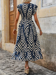 Elegantes | Alloverdruck Kleid Mit Rocktaille - Stilvolles, Lässiges Kleid Für Jeden Anlass. für dich