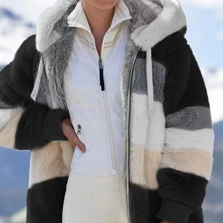 Andrea | Winterjacke mit Kapuze und Reißverschluss