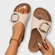 Heidi-Mode | Stilvolle Schnallen Slide Sandalen