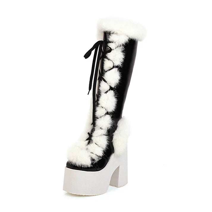 Damen Plateau-Stiefel – Extravagante Kniehohe Stiefel mit Kunstfell und Schnürung - Weihnachten