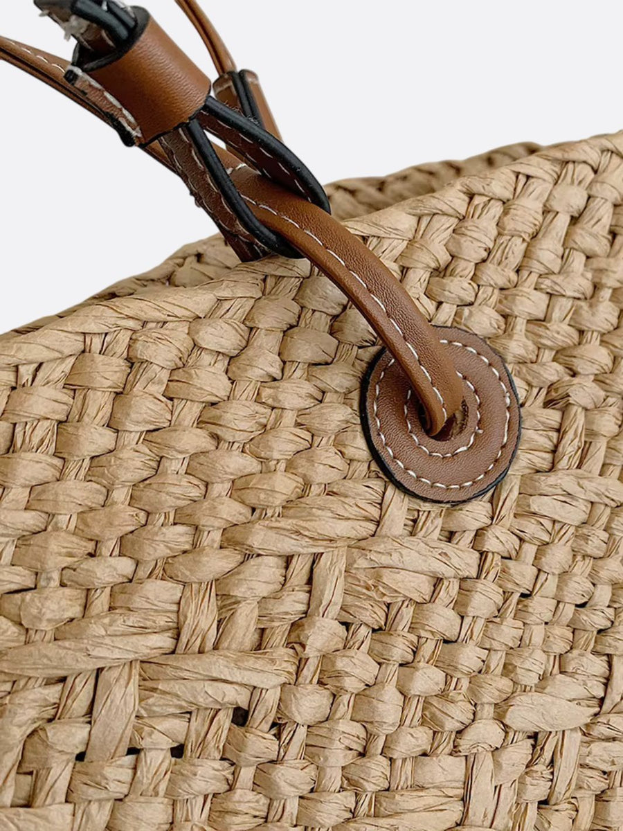 Amara | Trapezförmige Damen-Strohtasche mit Kunstleder-Schulterriemen & Korbstruktur