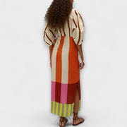 Kaya - Maxikleid mit tiefem Ausschnitt und Puffärmeln