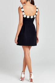 Cindy | Damen Minikleid Blumenapplikationen – Feminines Kurzkleid Party & Sommer 2026